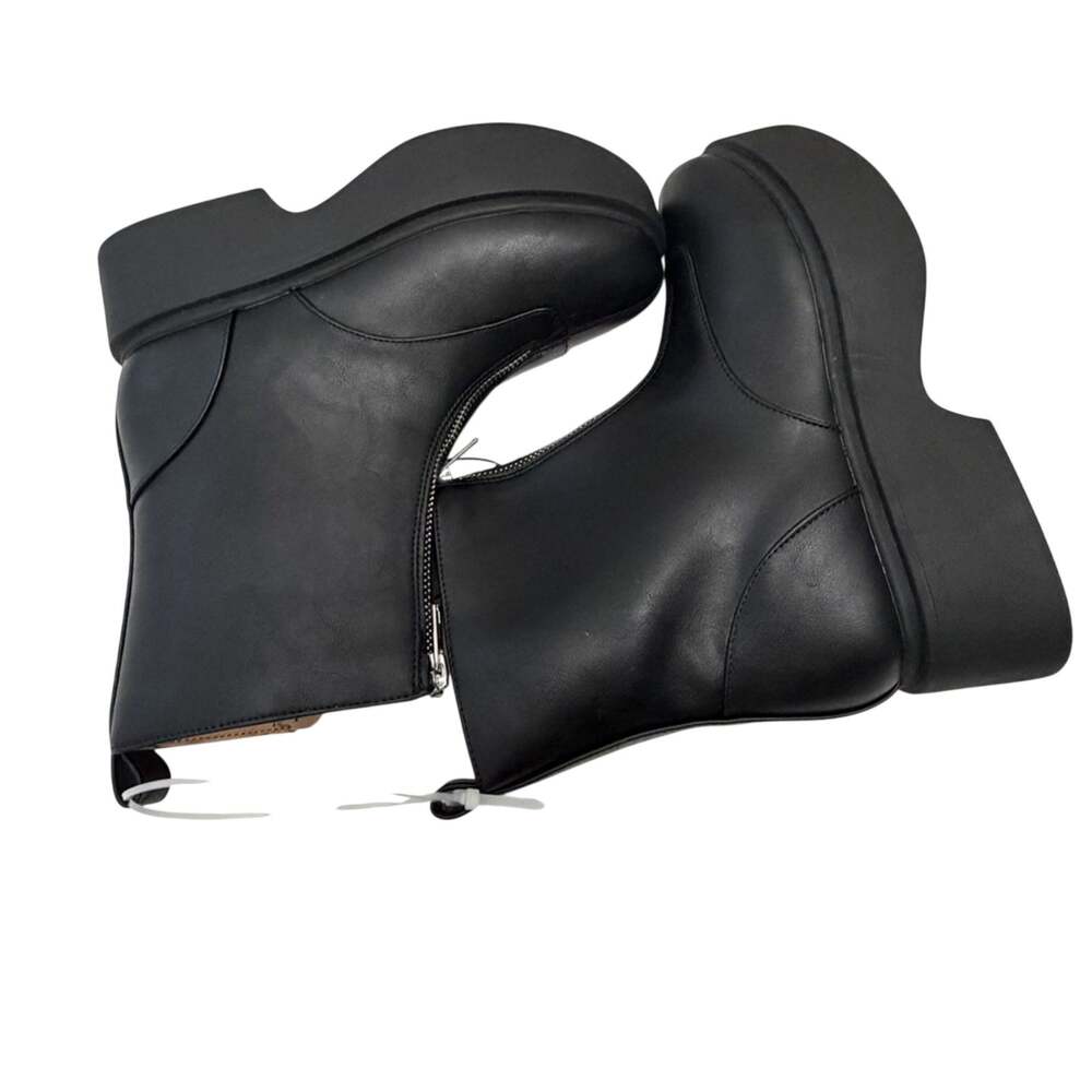Wild Fable Women's Honor Low Shaft Flat Boots with Memory Foam Insole size 6.5